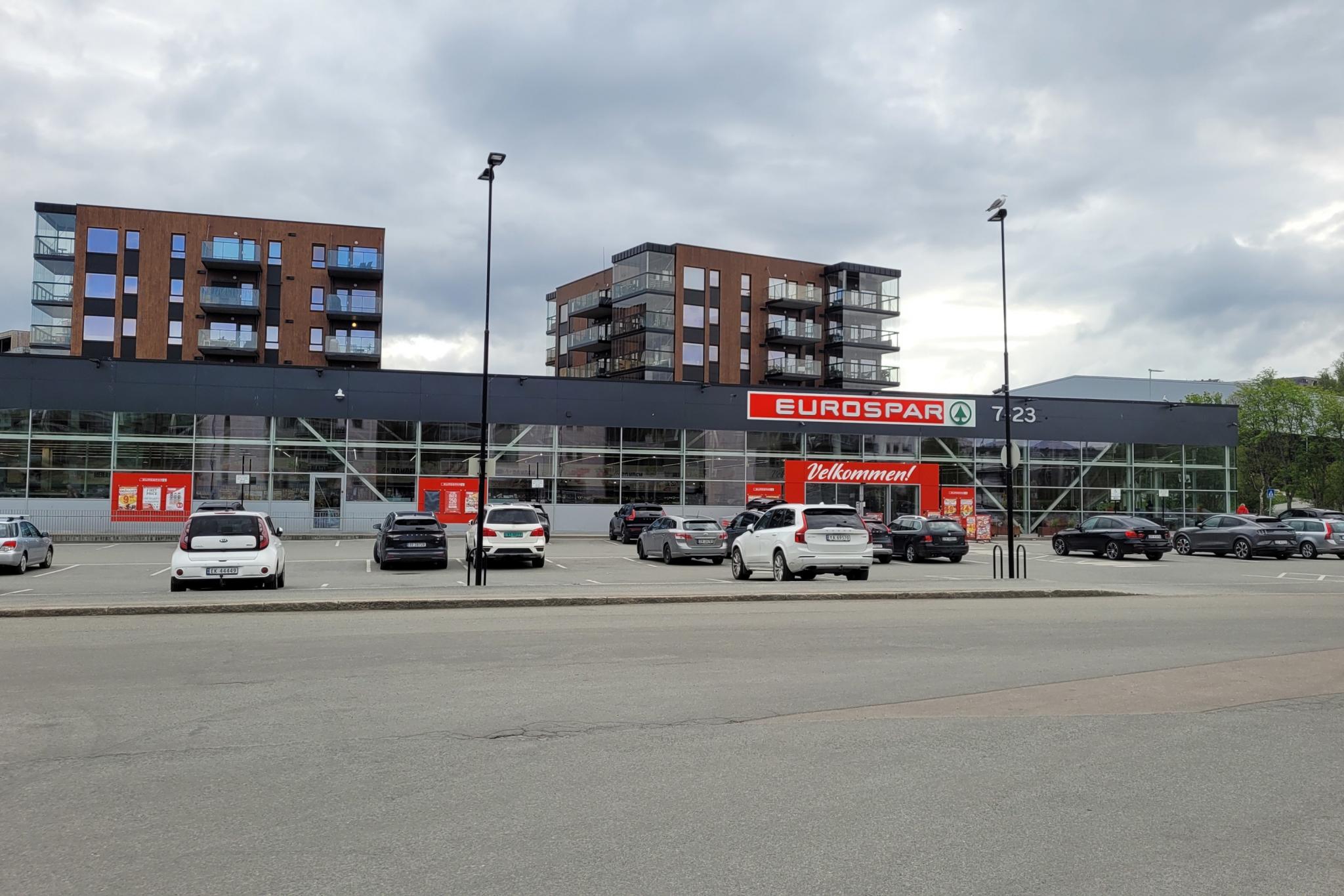 Eurospar rett ved siden av